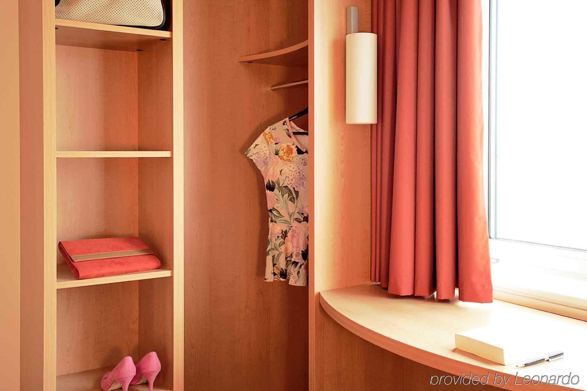 Ibis Barcelona Santa Coloma Hotell Santa Coloma de Gramanet Eksteriør bilde